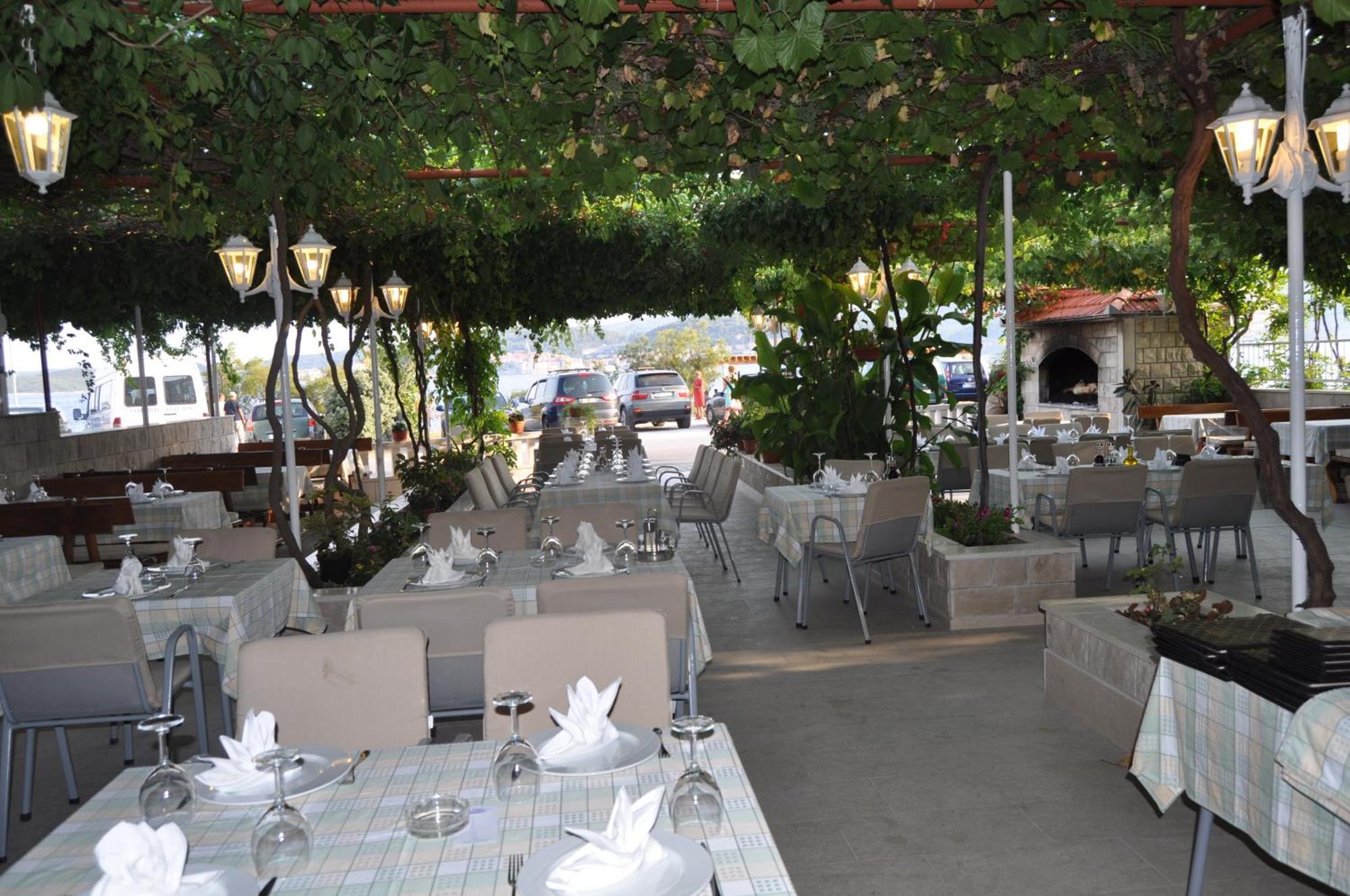 Bed & Breakfast Villa Vrgorac Orebic Luaran gambar